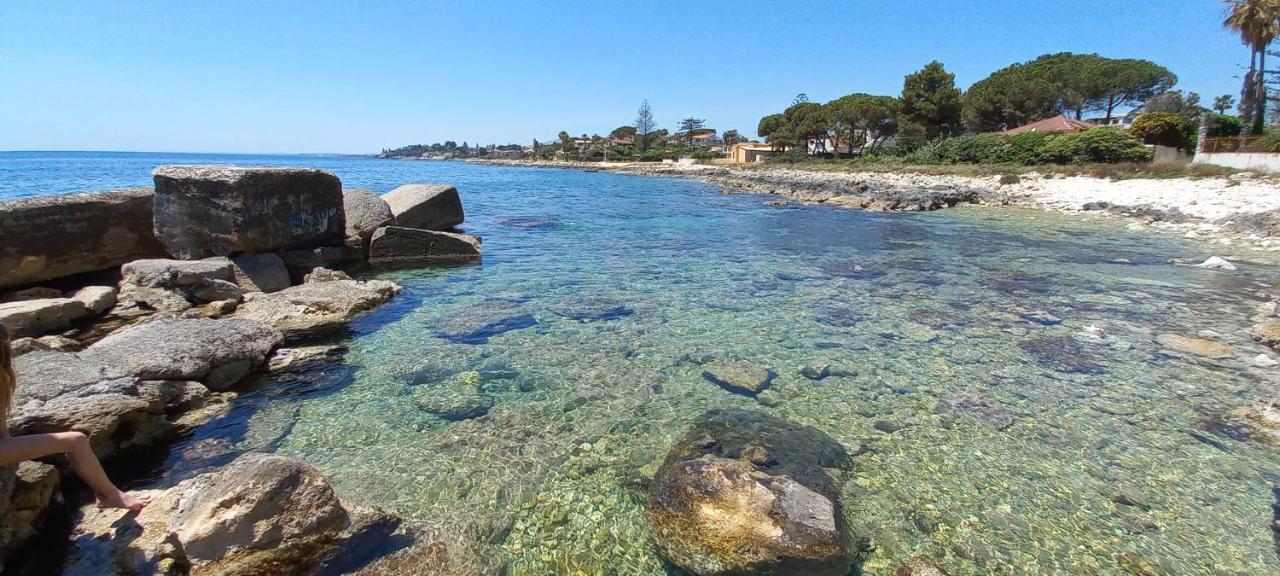 Appartamentino In Villa A 2 Passi Dal Mare Fontane Bianche Exteriér fotografie